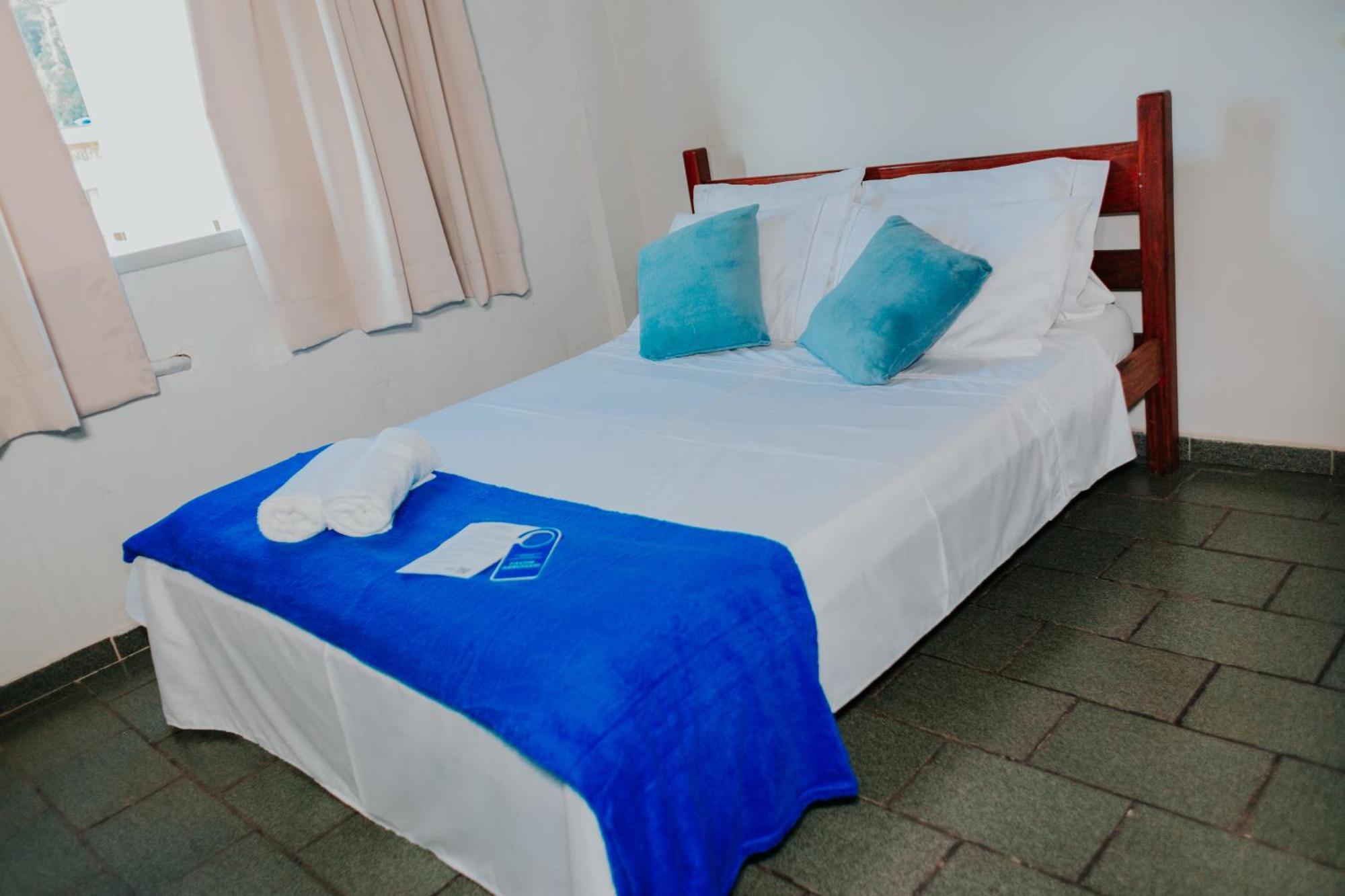 Hotel Santa Terezinha 阿尔弗雷多沙维斯 外观 照片