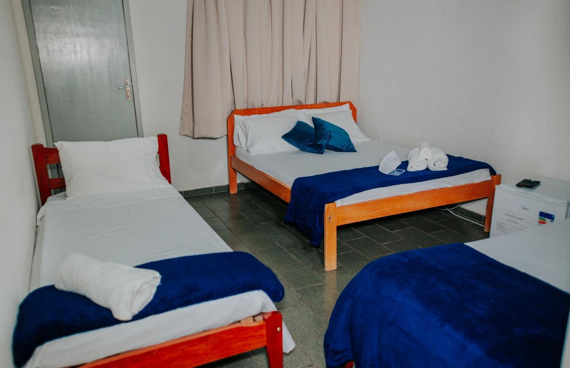 Hotel Santa Terezinha 阿尔弗雷多沙维斯 外观 照片